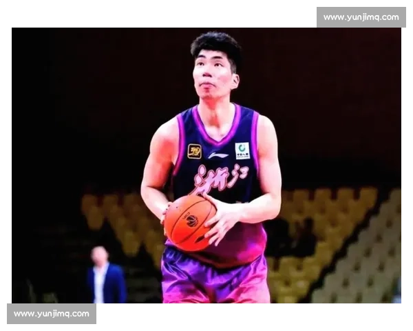 2 米 23 余嘉豪爆发！西乙轰 12+4 破低迷，放弃 600 万太值