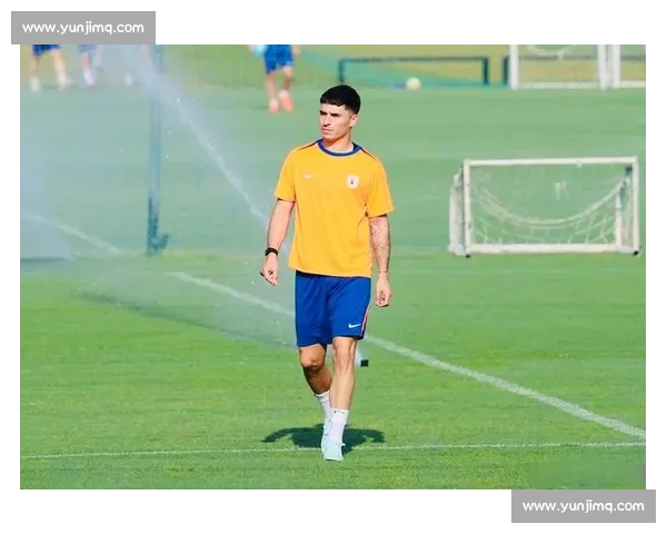 临阵换将！彭啸替洛佩斯首发，泰山 3-1 海港藏深意